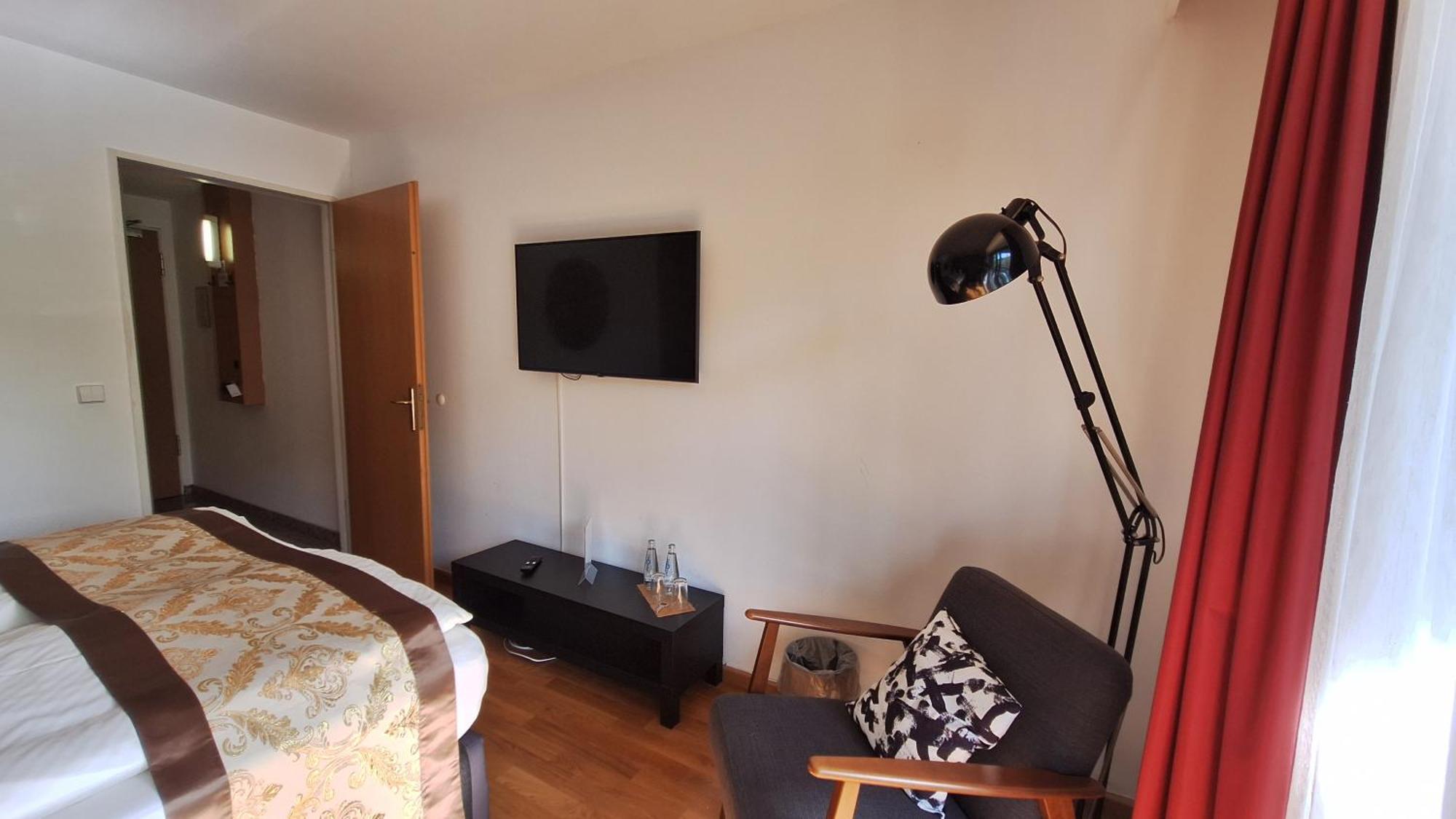Studio mit Queensize-Bett